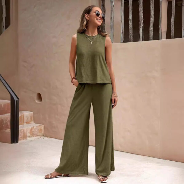 The Sleeveless Top & Trouser Set for women fashion - Image 5